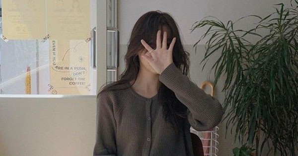 Ứng Viên Trẻ Đốn Tim Nhà Tuyển Dụng Bằng Câu Trả Lời Tinh Tế Về Đôi Mắt
