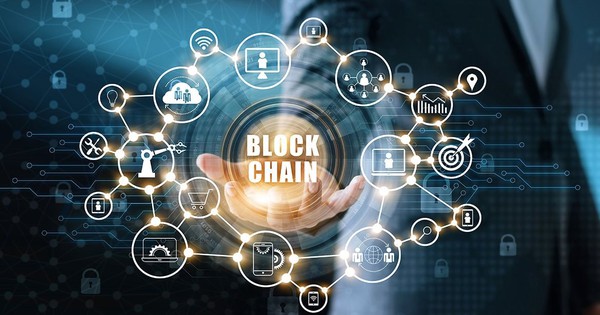 Phụ Nữ Vươn Lên Trong Blockchain: Từ Định Kiến Đến Vai Trò Chủ Động