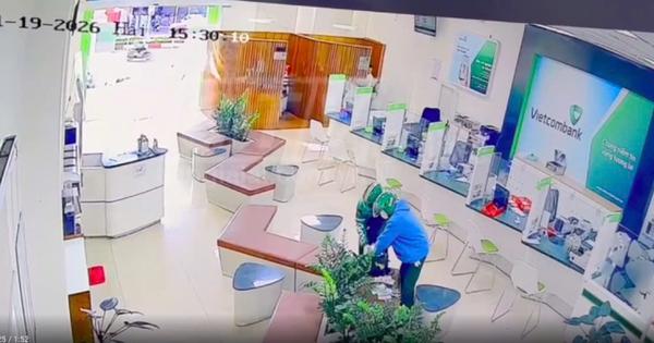 Hai đối tượng cướp ngân hàng dùng tiền mua vàng ở TP HCM, cơ quan điều tra kêu gọi hợp tác