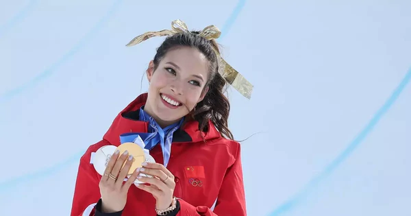 Eileen Gu: Từ vô địch Olympic đến phương pháp rèn luyện não bộ đột phá