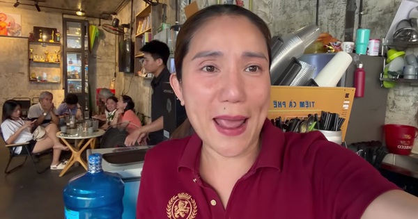 NSƯT Cát Tường Đóng Quán Cà Phê, Khán Giả Đổ Xô Ủng Hộ Ngày Cuối