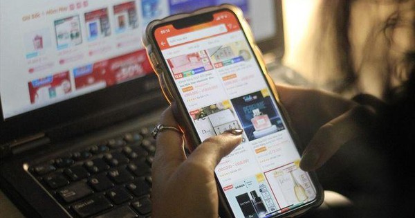 Thị Trường TMĐT 2026: Cuộc Chiến Hai Cực Và Sự Trỗi Dậy Của Những Nền Tảng Ngách