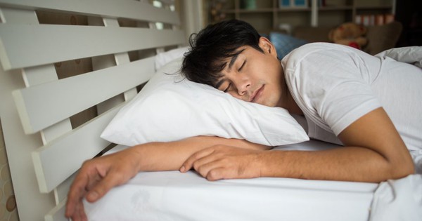 8 Dấu Hiệu Buổi Sáng Cảnh Báo Chức Năng Thận Suy Giảm Ở Nam Giới