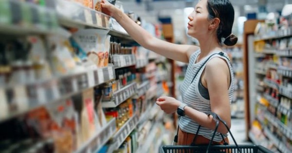 Lạm Phát Cao Bóp Nghẹt Người Tiêu Dùng Mỹ, 65% Cho Rằng Giá Cả Vượt Quá Thu Nhập