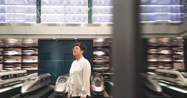Từ cơn say tàu xe đến kỷ lục thế giới: Hành trình của nữ tổng công trình sư đường sắt cao tốc Trung Quốc