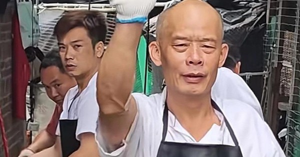Chủ quán lẩu gà dược liệu ở Trung Quốc van xin khách đừng đến vì quá mệt