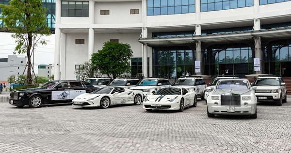 Hành Trình Từ Trái Tim: Bộ Ba Siêu Xe Nhường Chỗ Cho Range Rover Chinh Phục Vùng Cao
