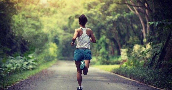Cảnh báo đột tử khi chạy bộ mùa hè: Chuyên gia chỉ ra nguyên nhân và cách phòng tránh