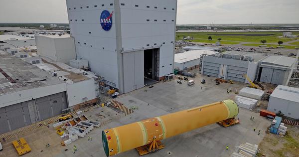 NASA vận chuyển lõi tên lửa SLS cho sứ mệnh Artemis III đưa người trở lại Mặt Trăng