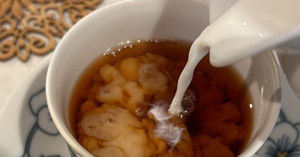 Chàng trai trẻ suýt mù vì đột quỵ mắt, thủ phạm là thói quu uống trà sữa