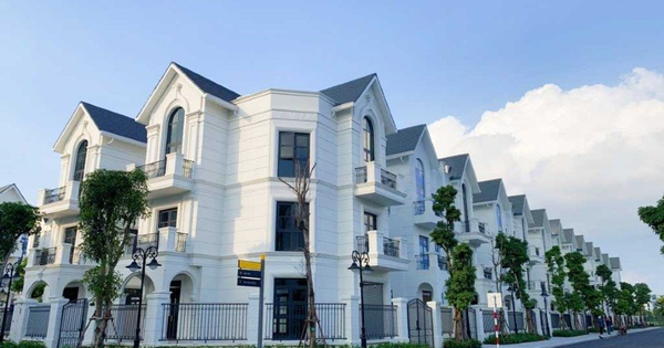 Thị trường bất động sản Hà Nội: Nguồn cung nén, giá tăng mạnh, thanh khoản chậm