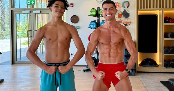 Cristiano Ronaldo và con trai sắp tạo lịch sử: Cha con cùng thi đấu ở Al-Nassr
