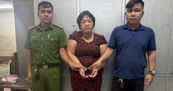 Bắt hai phụ nữ lừa đảo chiếm đoạt vé số của người bán dạo