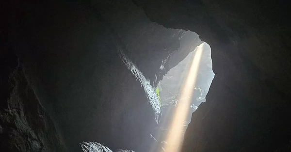 Phát hiện 26 hang động mới tại Phong Nha - Kẻ Bàng, có thác nước cao 300m
