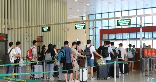 Cảnh báo: Kiểm tra nợ thuế trước khi xuất cảnh theo Nghị định 49