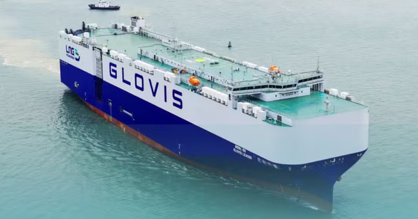 Trung Quốc bàn giao tàu chở ô tô lớn nhất thế giới Glovis Leader