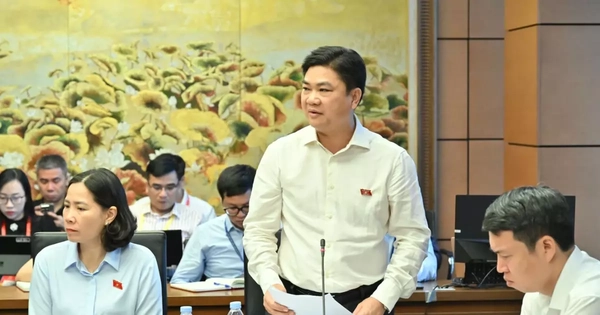 Quốc Hội Thảo Luận 4 Dự Án Luật: Đề Xuất Thu Hẹp Công Chứng Bắt Buộc