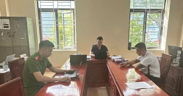 Mâu thuẫn Facebook: Đập đá vào mặt người bình luận khiếm nhã