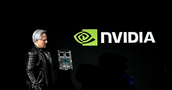 CEO Nvidia: Thợ điện, thợ xây mới là nghề hái ra tiền trong kỷ nguyên AI