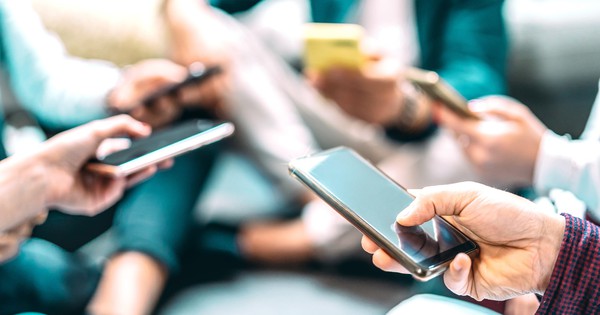 Bí mật đằng sau các chatbot: Lời nhắc hệ thống điều khiển AI như thế nào?