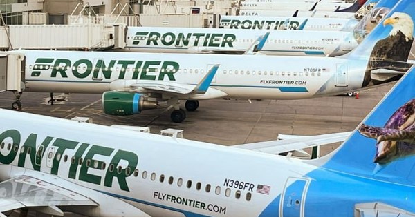 Frontier Airlines lao đao tài chính, dịch vụ bị chê tệ, vũng lầy hãng bay giá rẻ
