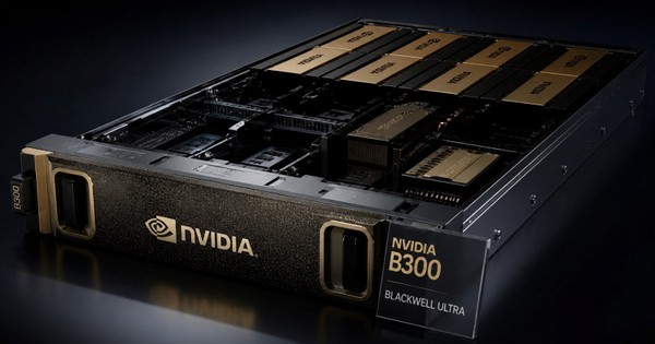Giá máy chủ AI Nvidia B300 tại Trung Quốc tăng gấp đôi do triệt phá đường dây buôn lậu chip