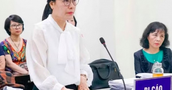 Hà Nội bãi bỏ quy định dạy thêm từng dùng buộc tội cựu hiệu trưởng