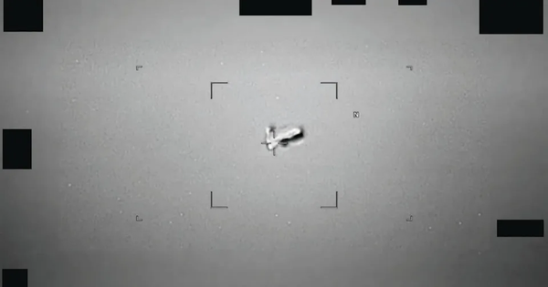 Lầu Năm Góc công bố hồ sơ UAP: Cơ hội hay thất vọng cho người tin UFO?